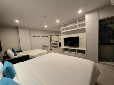 Familienzimmer — The Crib Patong